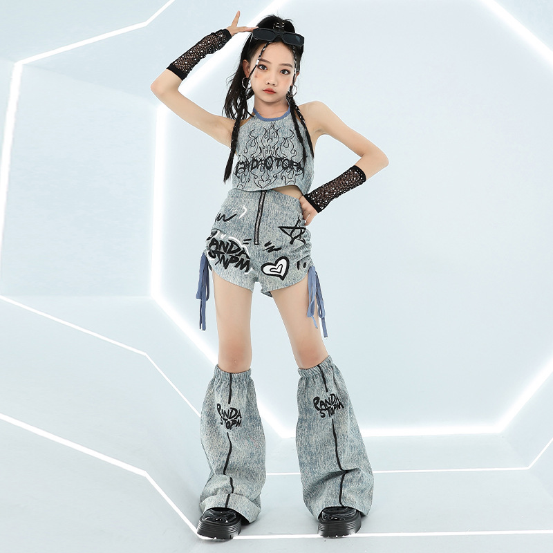 Street Fashion Outfit Girl - Cool Girl Hip Hop Jeans Top