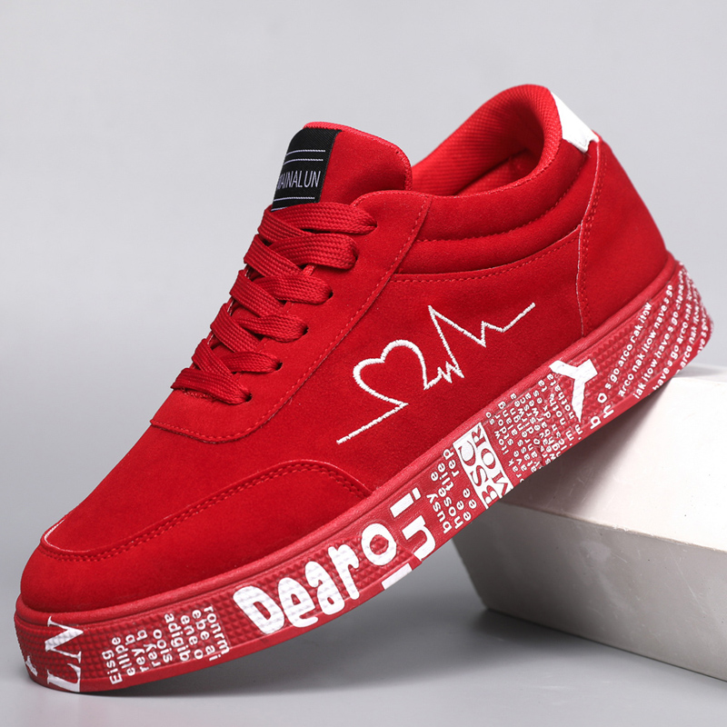 Street Fashion Magazine - Sneakers mid-top traspiranti, design grafico con