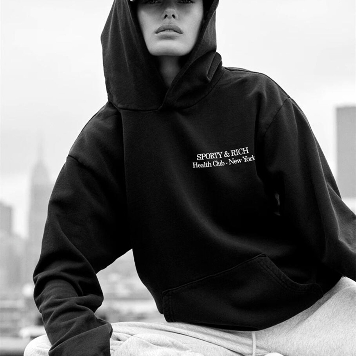 Health Club New York Letters P - Street Fashion Of New York recensione e prezzo