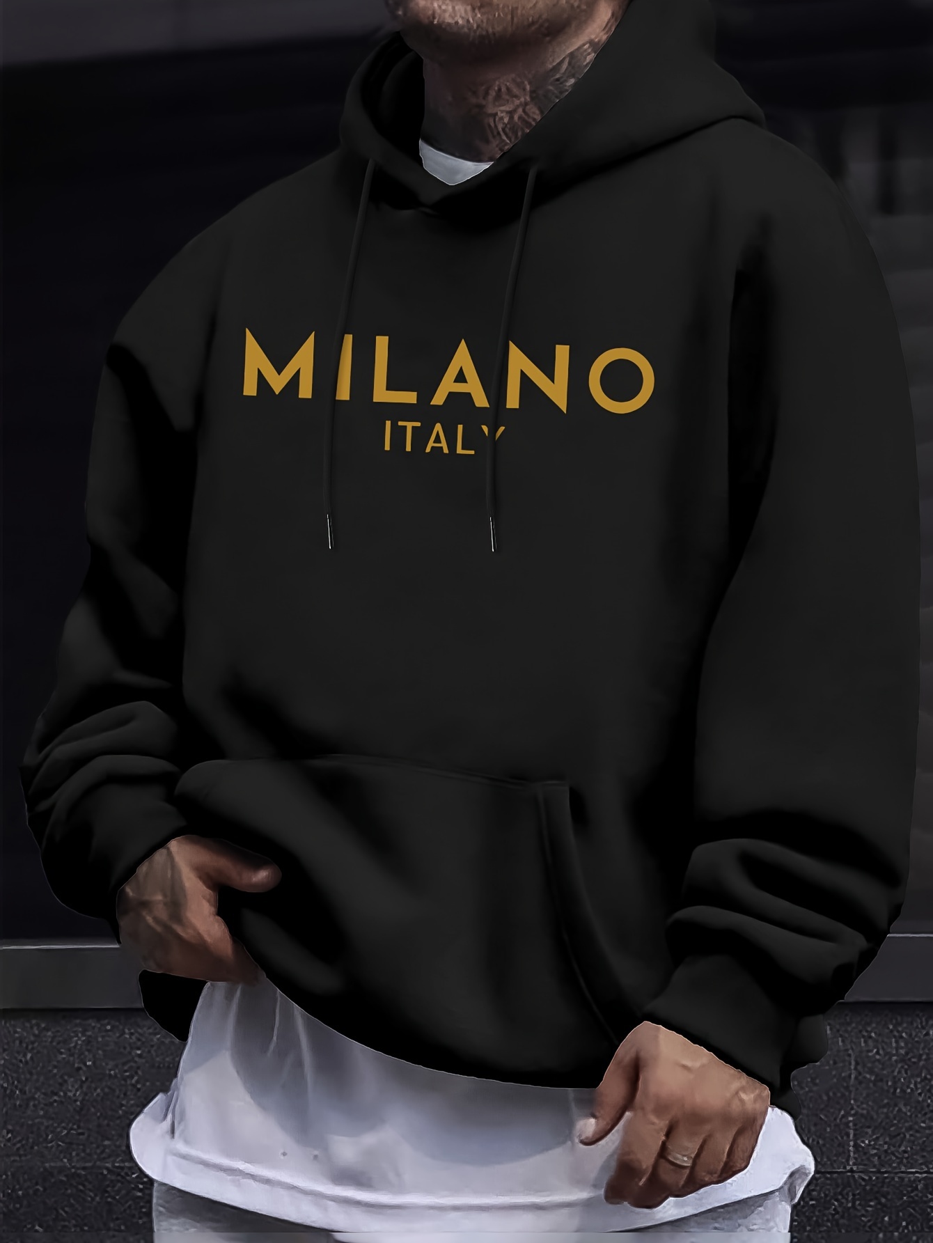 Felpa con Cappuccio Milan Lett - Street Fashion Of Milan recensione e prezzo