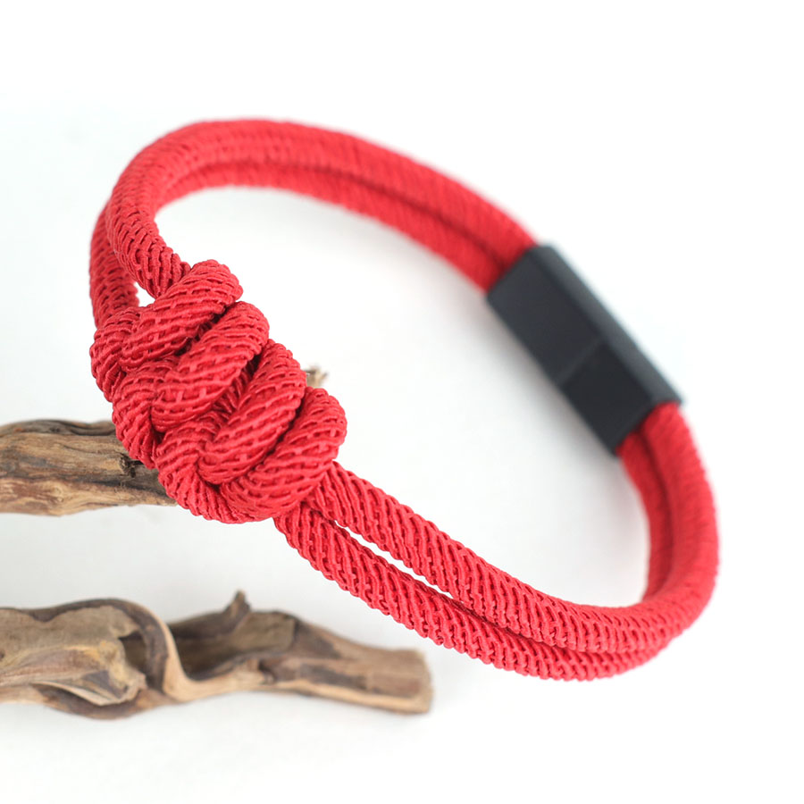 Bracciale in corda da uomo all - Street Fashion Of Milan recensione e prezzo