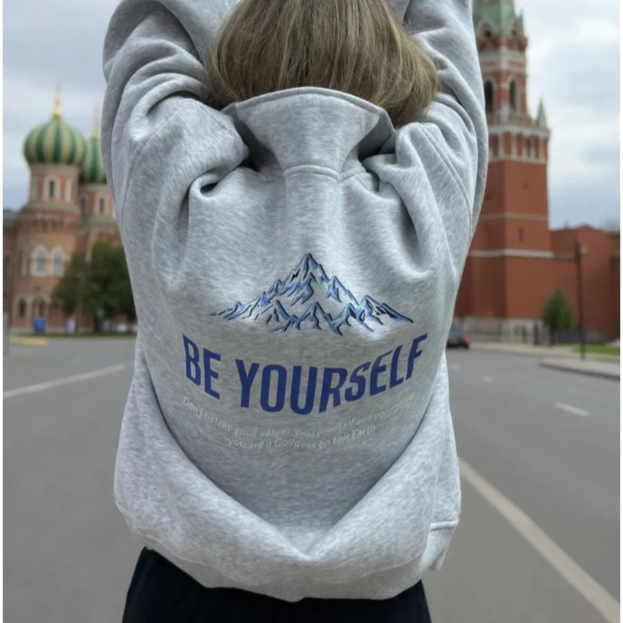 Street Style Russian Girls Fas - Street Fashion Moscow recensione e prezzo